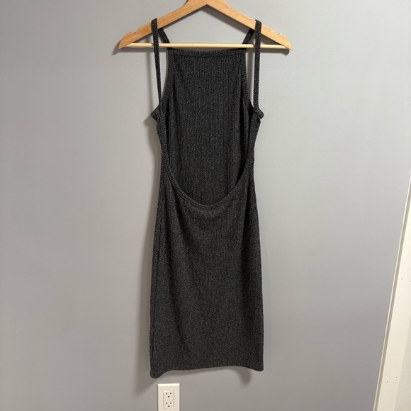 Aritzia - Community Dress - Picture 2 of 6